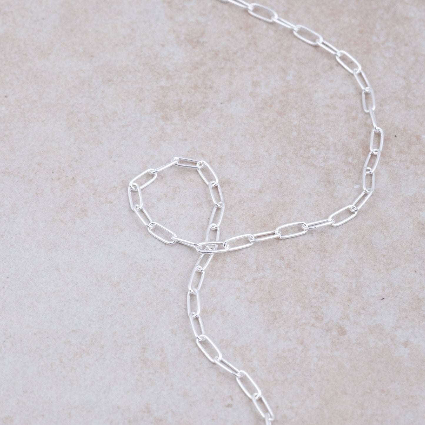 Holly Lane Paperclip Chain 16"
