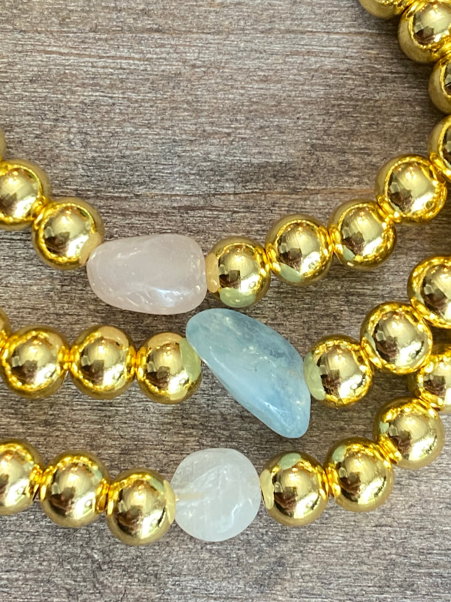 Bracelet en or avec aigue-marine