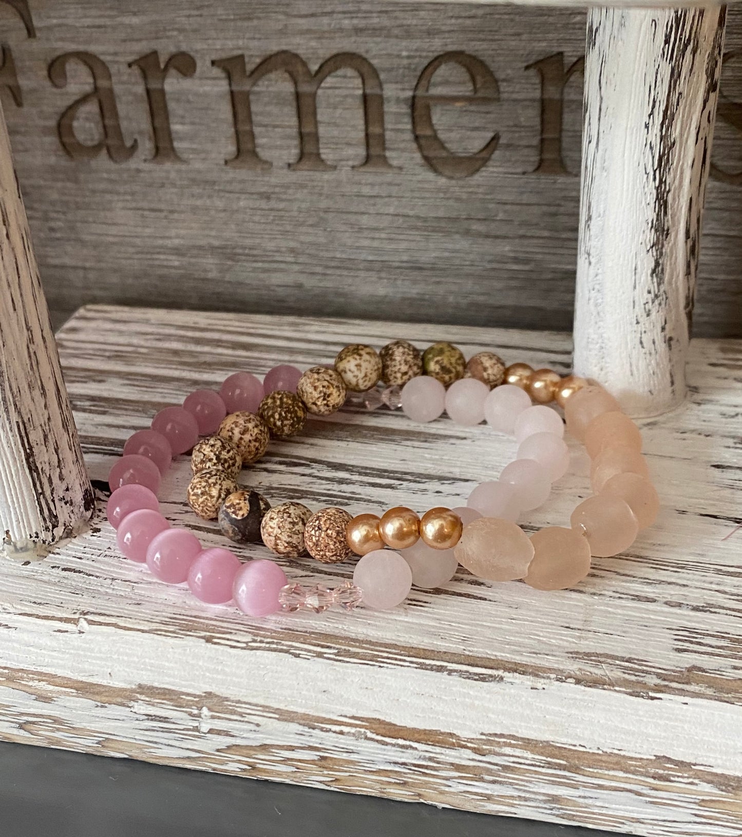 Pile de bracelets Blush