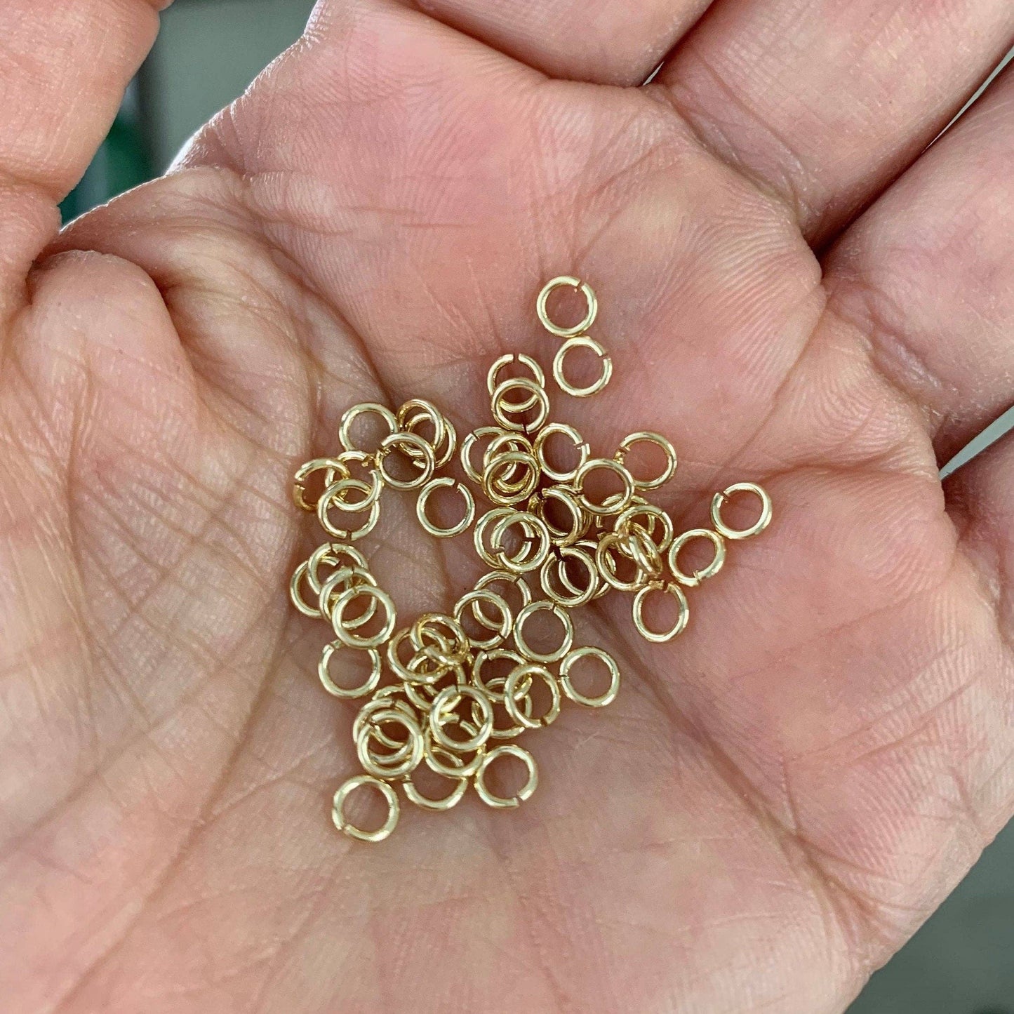 14K Gold Filled 4mm Open Jump Rings - 22 Gauge (100pc Pack): 100 pieces