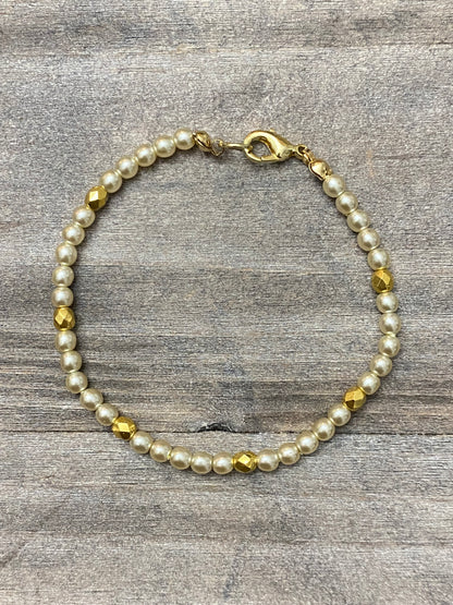 Pearl with Gold Accent Bracelet