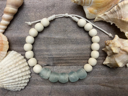 Island White Bracelet