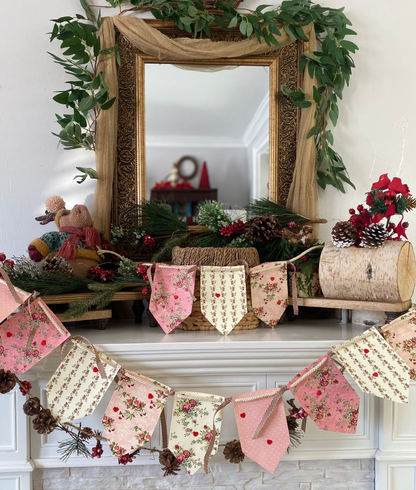 Cottage Rose Festive Garland