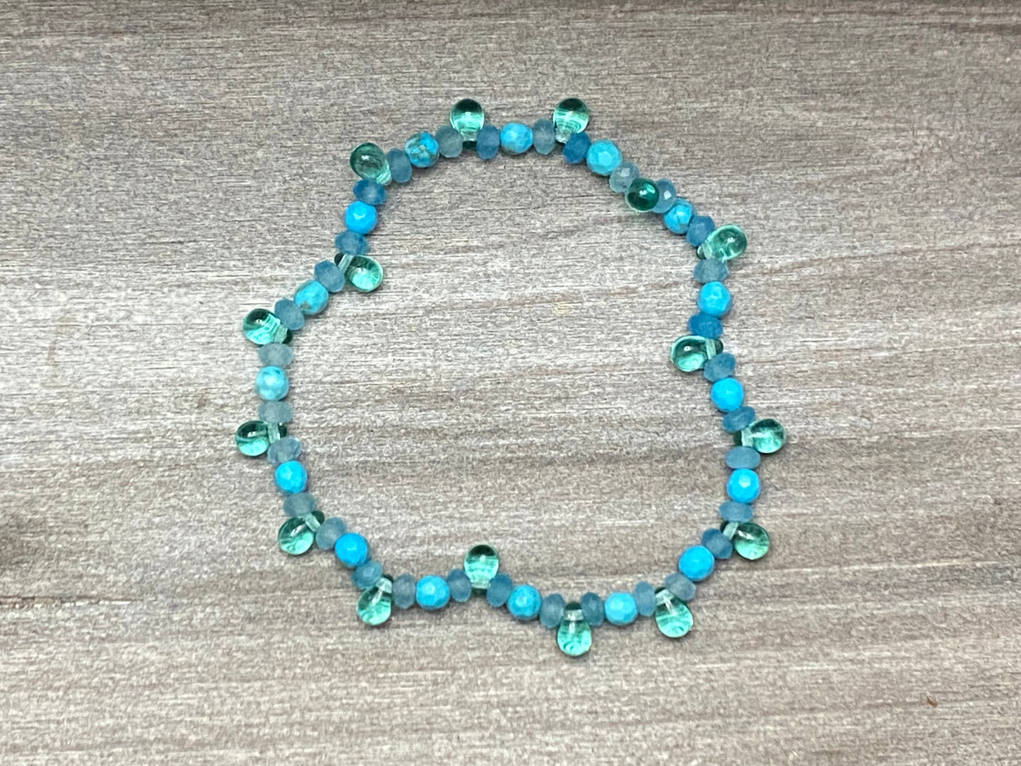 Tiny Oceans Island Blue Teardrop and Magnesite Bracelet